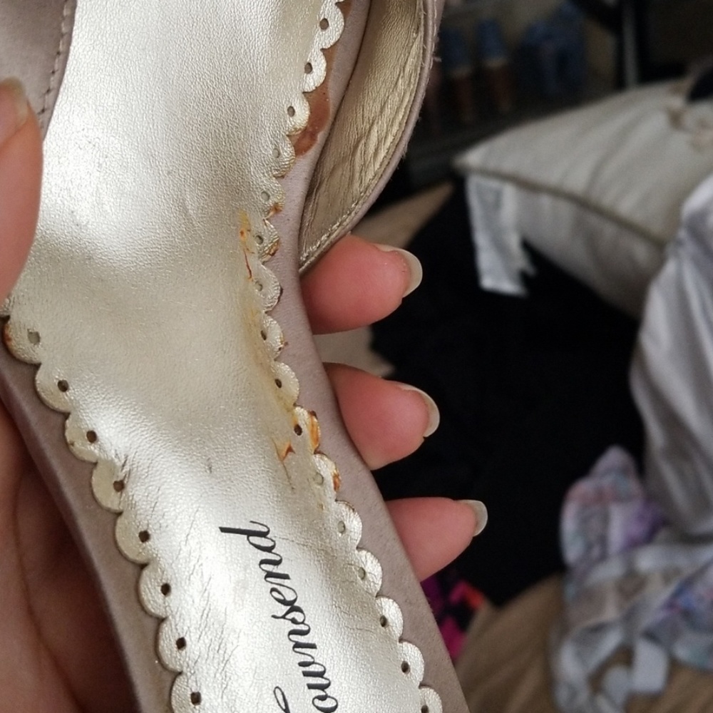Heels - Picture 6 of 6